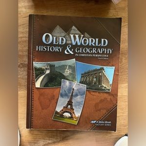 Abeka 5th grade Material:4 Readers, 1 Penmanship, 1 History, 1 Spelling